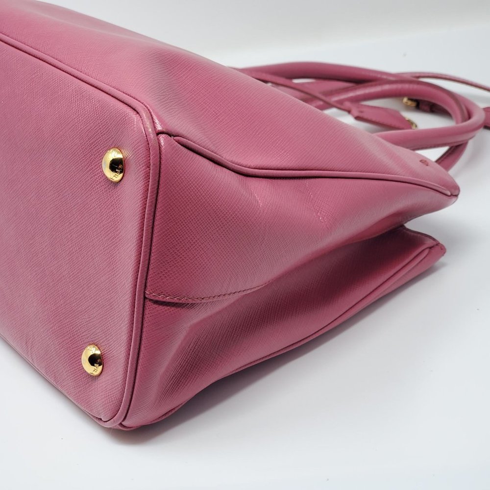 Auth Prada Galleria Medium Saffiano Crossbody Bag - Picture 12 of 16